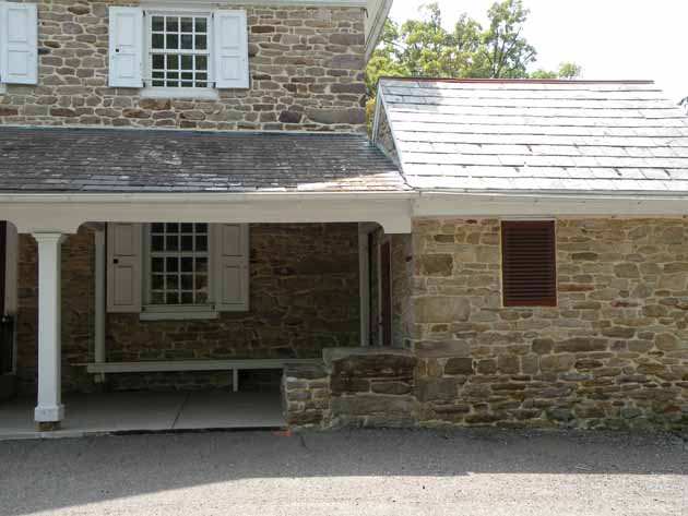 Elevated platform for easy buggy entry, Buckingham Friends Meetinghouse