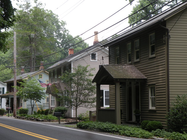 Homes on River Road