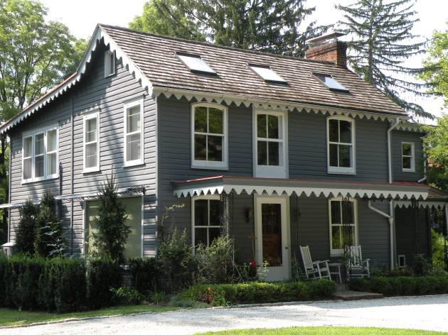 Home on River Road